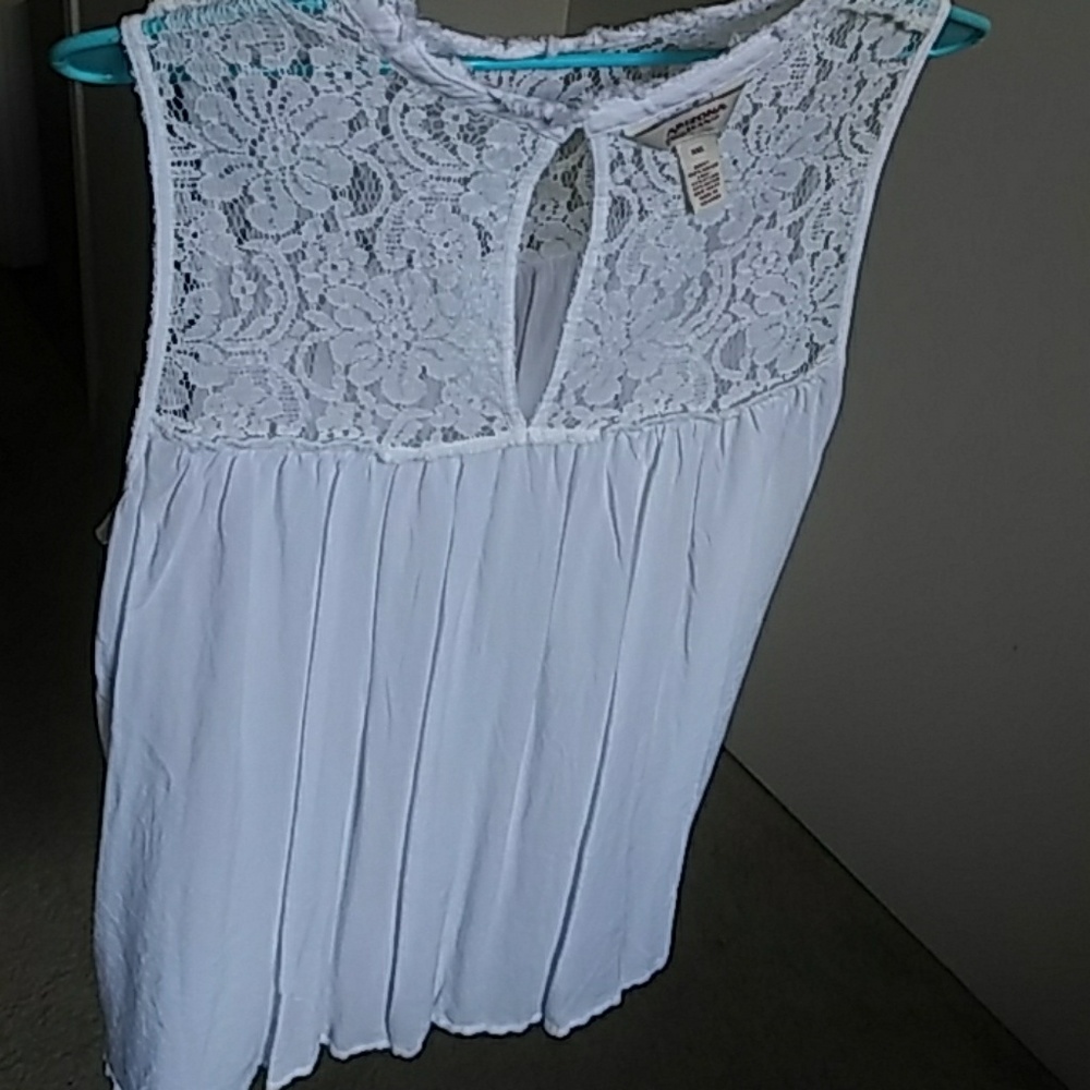 Clothes - Picture 2 of 2